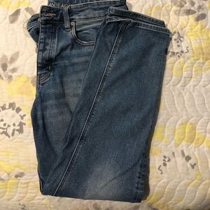 AE Tomgirl stretch size 10 buttonfly